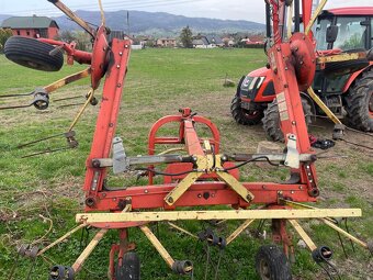 Obraceč sena Claas - 6