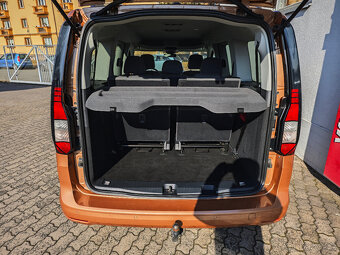 Volkswagen Caddy Maxi Life 2.0 TDi 7 míst - 6