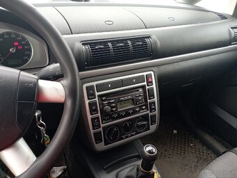 Ford Galaxy - 6