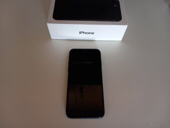 Prodám Iphone 7 - 6
