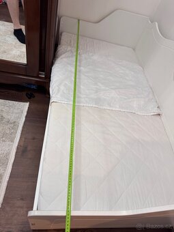 Prodám dětskou postel o rozměrech 160 × 80 cm. - 6