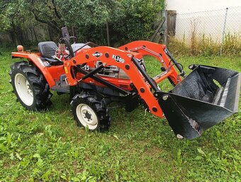 Traktor , malotraktor Kubota GL 25 s čelným nakladačom - 6