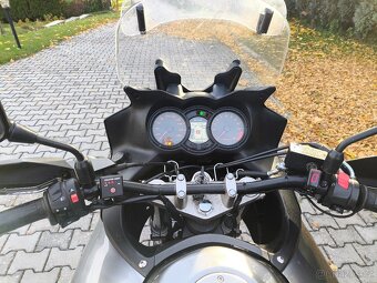 SUZUKI DL 650 V-STROM - 6