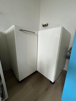 Rohová kuchyňská skříňka s otočným mechanizmem - 6