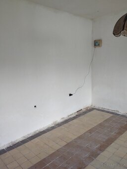 Dům k pronájmu ve Vinicích 🍇 - 6