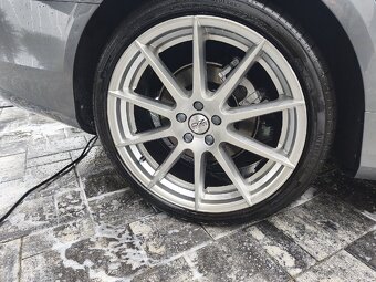 Volvo V90 D4 140 kW - 6