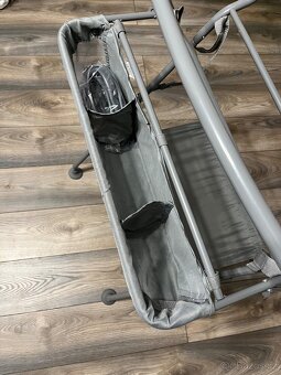 Skládací dětská vanička se stojanem - 6