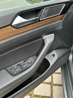 Volkswagen Passat, Kombi 1,6 TDi 88 kW R-LINE PANORAMA - 6