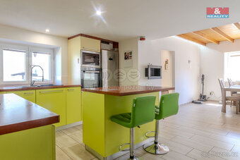 Prodej rodinného domu, 260 m², Uhřice - 6