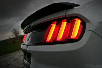 Ford Mustang Shelby GT350 5.2 Ti-VCT V8, 388 kW (526 k.) - 6