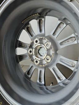 Orig. Mazda3 - pneu Letní 205/60/16 - Top - 6