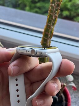 Apple Watch 6 44mm - 6