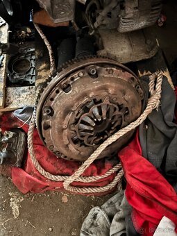 Motor 3.0 TDi 150 kw - 6