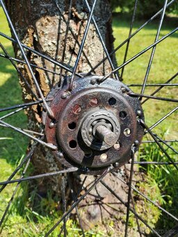 Prodám originální patinové kolo ČZ 98 ccm + brzda - 6