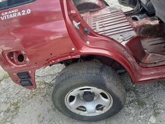 Suzuki grand vitara 2003 -karoserie bez koroze - 6