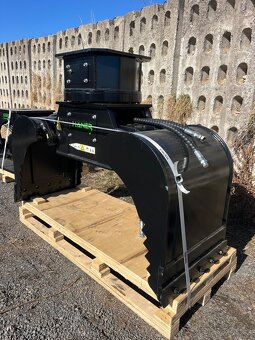 Demoliční drapák na bagr 10-17t - 6