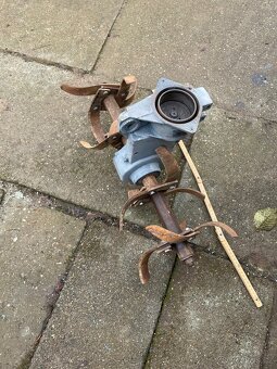 Rotavátor Varí ,Terra , Gutbrod. Spojka 80mm. - 6