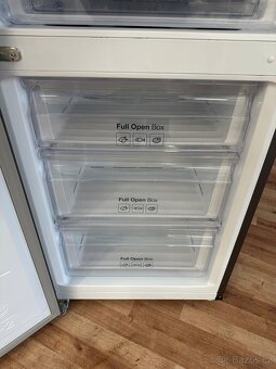 Lednice s mrazákem Samsung (293) - 6