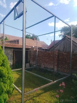 Prodám rám na voliéru, drevnik, chaticku - 6