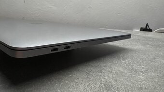 MacBook Pro 2019 ,256gb ,space gray - 6