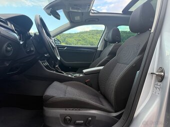Škoda SUPERB 2.0 TDi EVO DSG MATRIX VIRTUAL KAMERA PANORAMA - 6