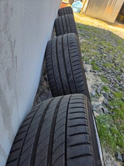 5x112 8JR18ET44 Škoda Modus 235/45/R18 - 6