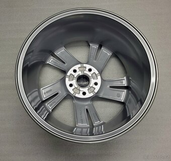 17" Originál VW Valencia 5x112 Golf 8 R-line - 6