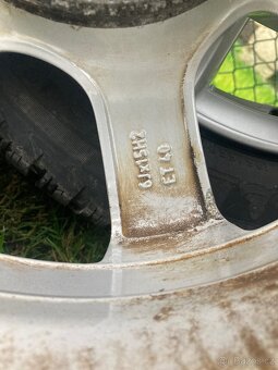 ALU kola originál VW s pneu 195/55 R 15 zimní - 6