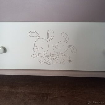 Detska postylka s prebalovaci komodou / pultem - 6