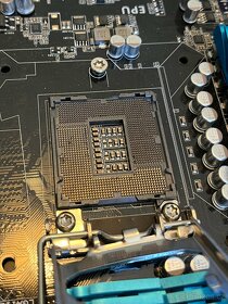 ASUS P8P67 (REV 3.1) - Chipset P67 / Socket 1155 NEFUNKČNÍ - 6