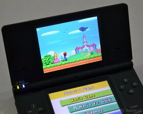 Nintendo DSi + New Super Mario Bros. - 6