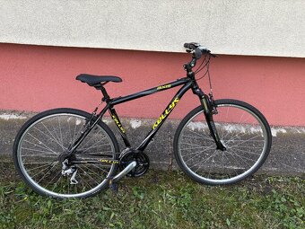 Trekové kolo KELLYS Axis – 28” kola - 6