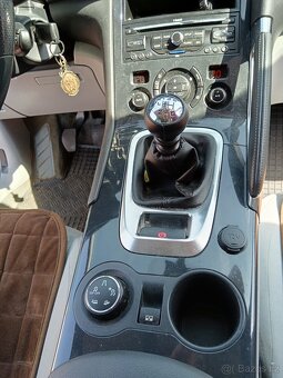 Prodám Peugeot 3008 2.0 HDI 110 kw - 6
