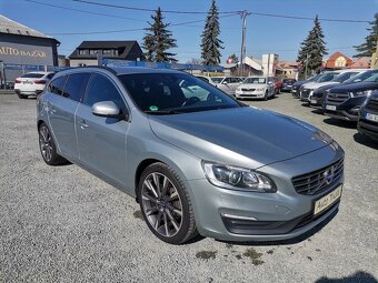 VOLVO V60 2.0 T5 Drive-E 180kW MOMENTUM automat - ČR - 6