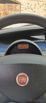 MPV Fiat Ulysse 2008 2.2 JTD 7 místné - 6
