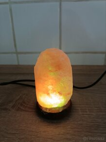 Solná lampa na USB kabel - mění barvy - 6