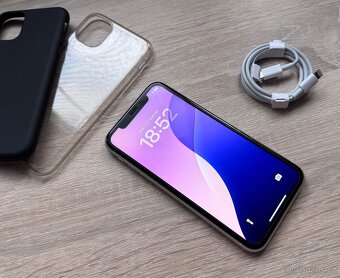 Apple iPhone 11 64gb White- zánovní Top stav, 2x kryt. - 6