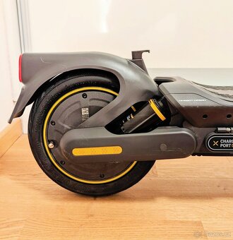 Segway Ninebot G2 MAX 35km/h CELOODPRUŽENÁ elektrokoloběžka - 6