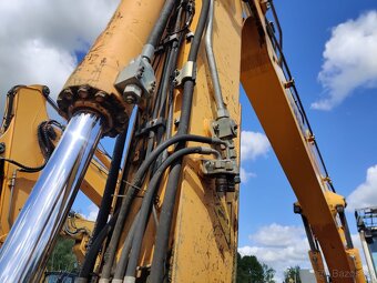 Pásový bagr LIEBHERR R924C HDSL - 6