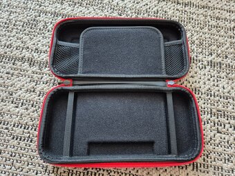NINTENDO SWITCH LITE + HRY + POUZDRO - 6