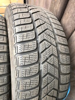 Pirelli SottoZero zimní 215/60 R16  - prodám - 6
