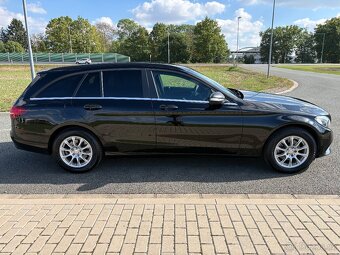 MERCEDES-BENZ C200 BENZÍN //2015 LED NAVI PANORAMA TAŽNÉ - 6