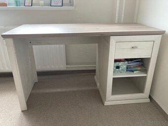 Bílý kancelářský stůl, 2 poličky, 1 šuplík - 6