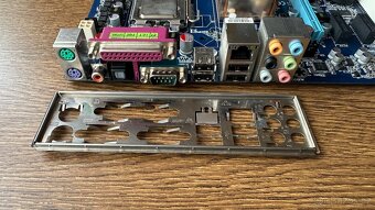 Intel Pentium E5400 2.70GHz / Gigabyte GA-P31-DS3L / LGA775 - 6