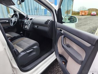 VW Touran 2.0 TDI - 6
