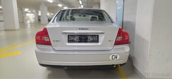 Prodame Volvo S80. 2,5 T 154 kw - 6
