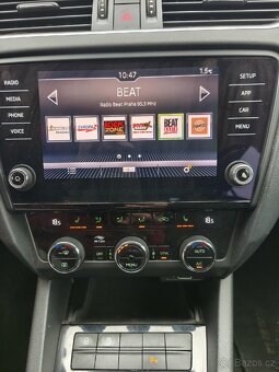 Škoda Octavia 1.6 - 6