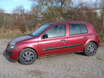 Renault Clio 1.5 dCi 5dv. 85t.Km - 6