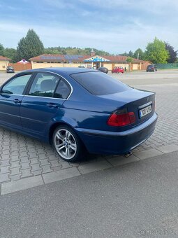 BMW E46 330xi, benzín + LPG
 - 6