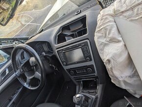 Škoda octavia 2 1.8 TSI DSG- díly - 6